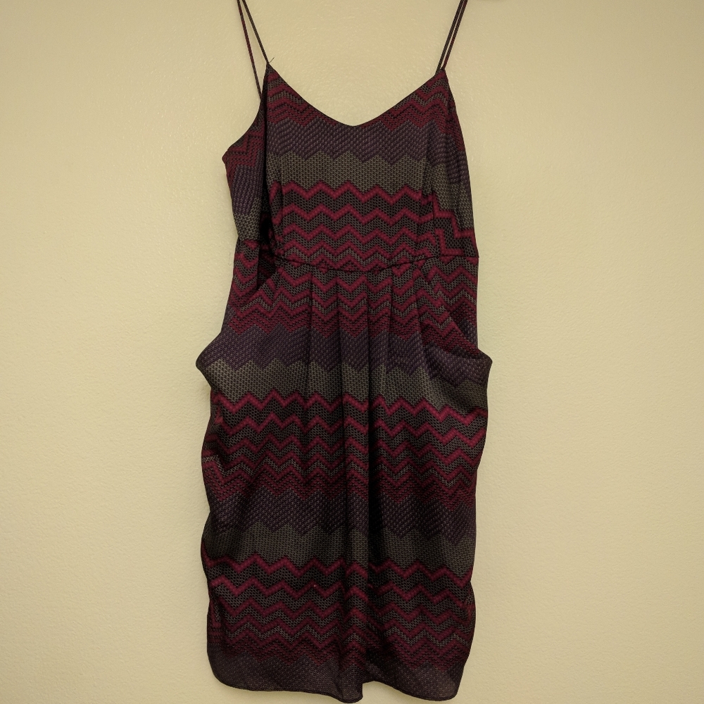๐ GUESS DRESS ๐ - Picture 5 of 5